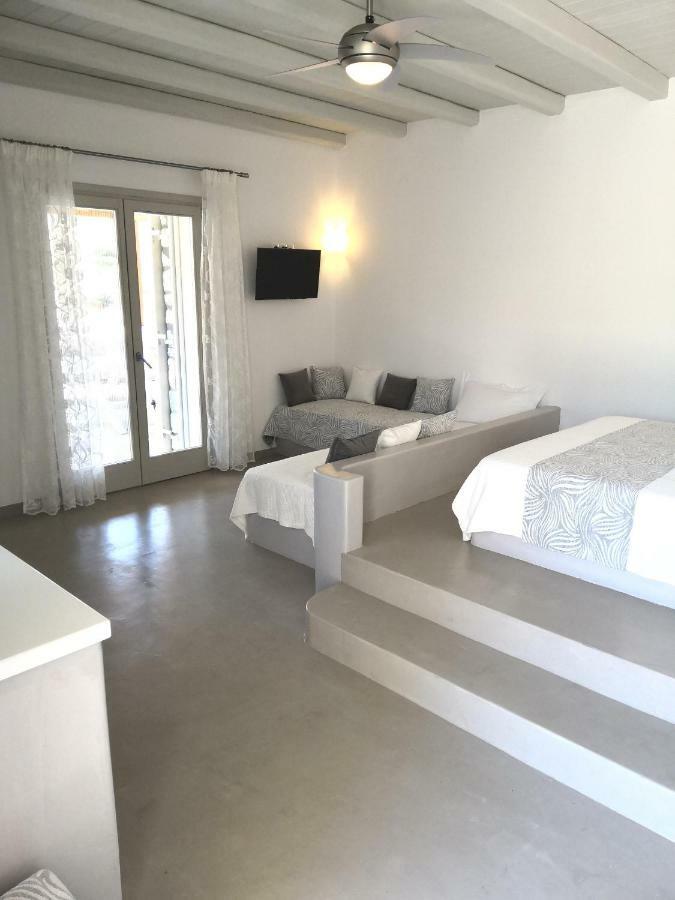 Notos Villa Schoinoussa Buitenkant foto