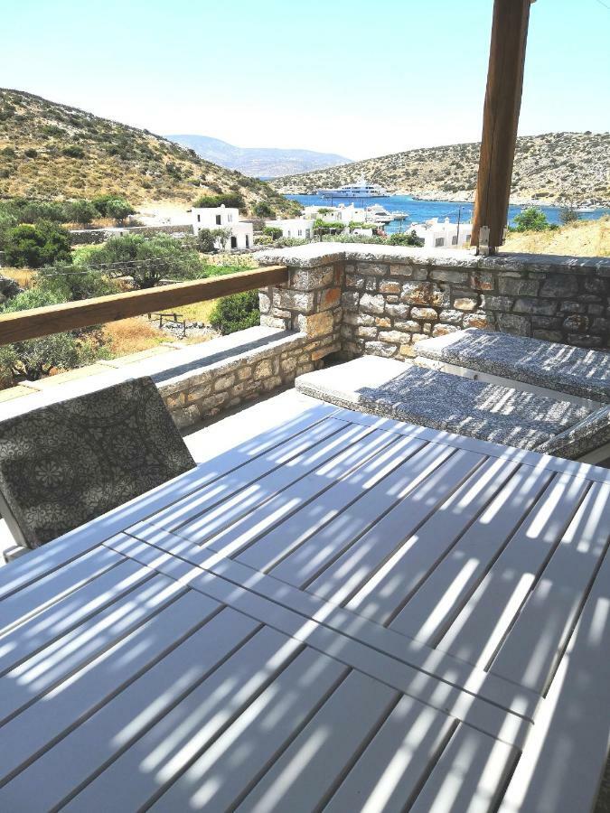 Notos Villa Schoinoussa Buitenkant foto